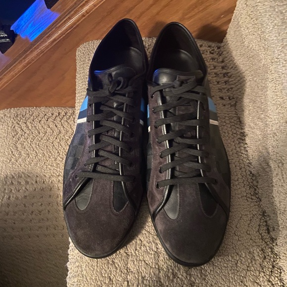 Authentic Louis Vuitton Paris shoes - Picture 1 of 7